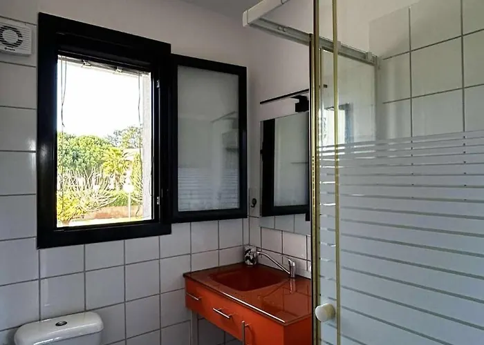 Location 6 Pers Les Marines De Bravone Apartmán *